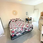 Bien Equipe Avec Clim Proche Gare Et Centre-ville Apartmán